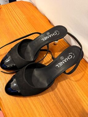 CHANEL Black Satin and Patent Slingback Heels PEARL DETAILS